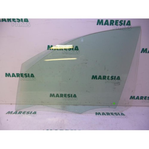 Renault - Clio - Door window 4-door, front left