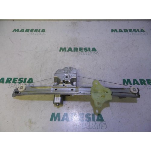 Renault - Clio - Window mechanism 4-door, front right