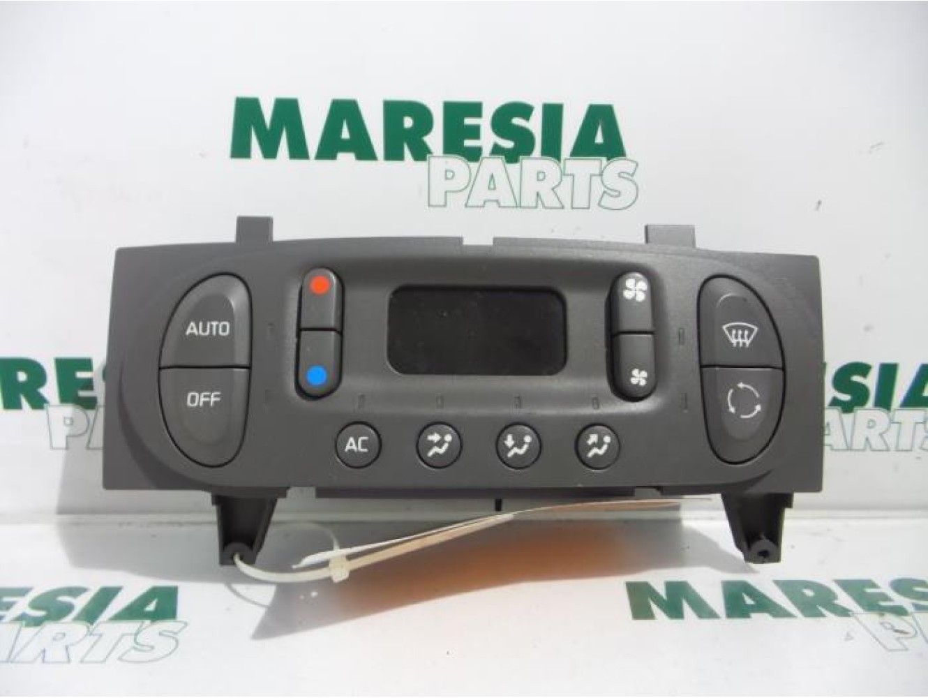 Renault - Megane Scenic - Panneau de commandes chauffage