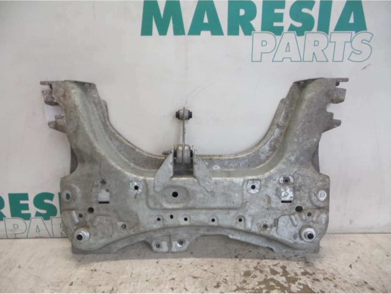 Renault - Clio - Subframe