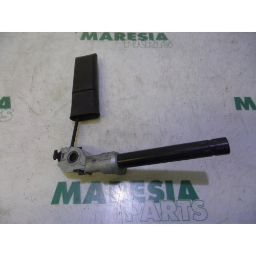 Renault - Laguna - Tendeur de ceinture droit