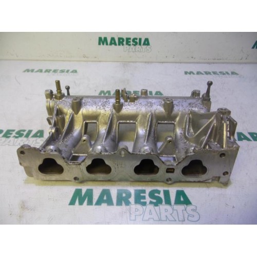 Renault - Espace - Intake manifold