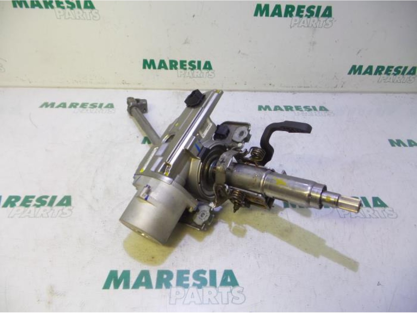 Fiat - Punto - Steering column housing
