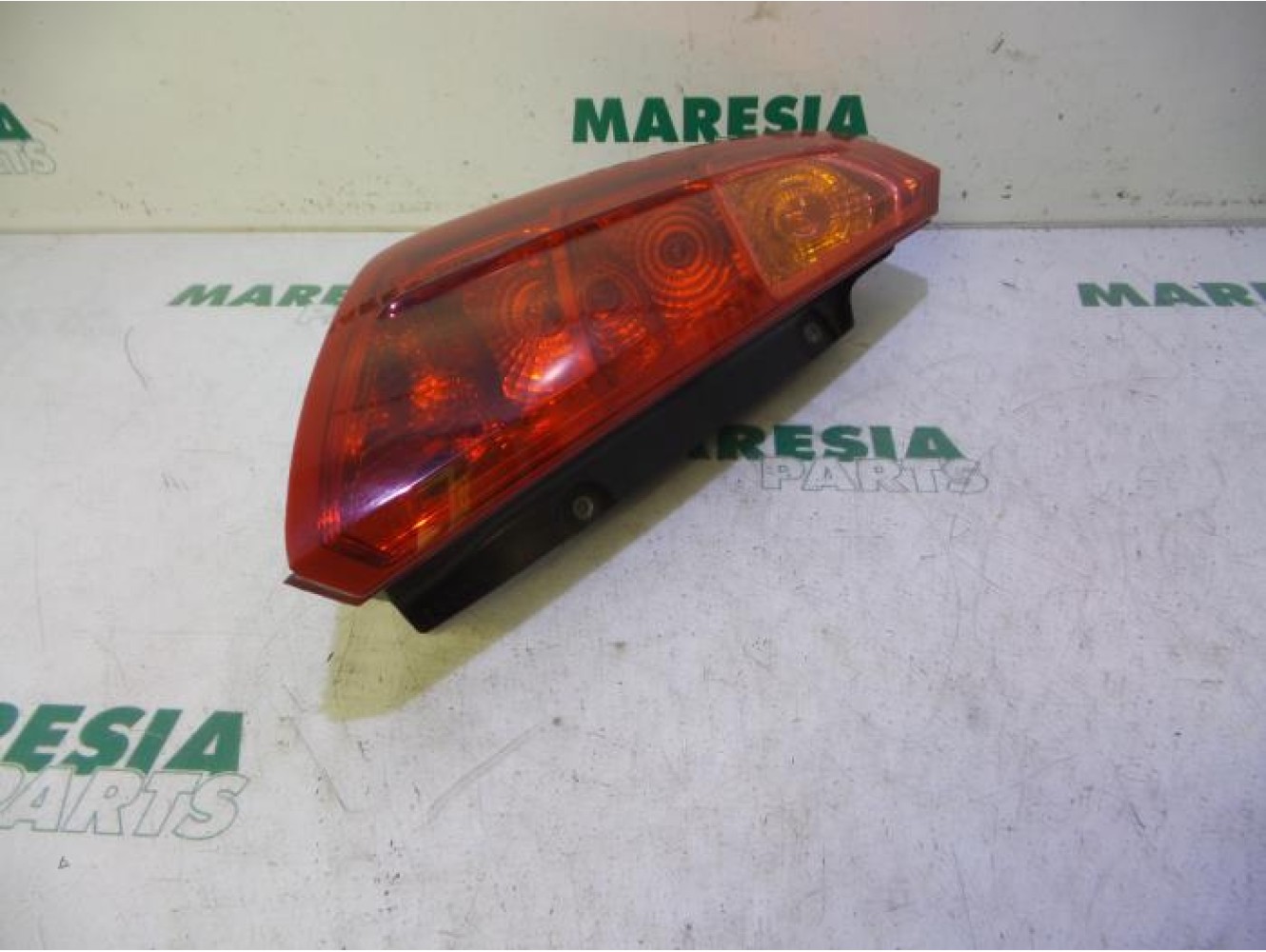 Fiat - Punto - Achterlicht links