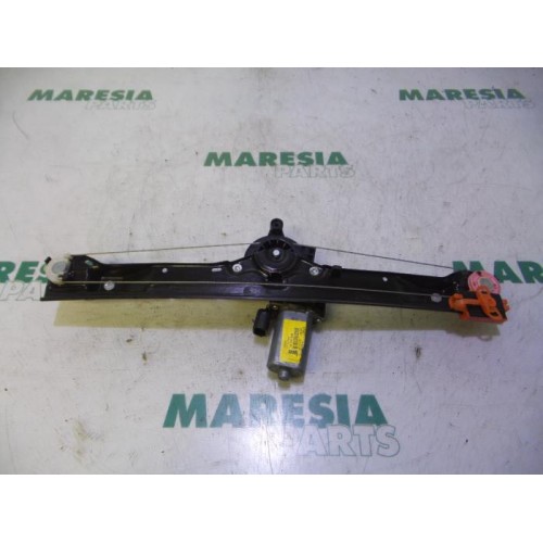 Fiat - Punto - Window mechanism 4-door, front right