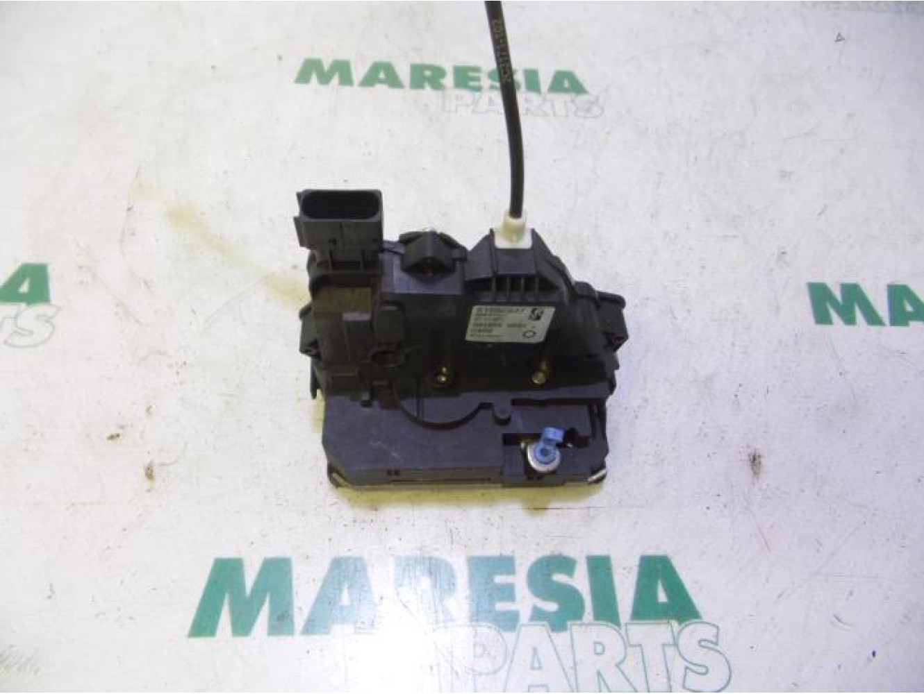 Fiat - Punto - Front door lock mechanism 4-door, right