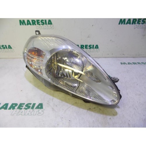 Fiat - Punto - Koplamp rechts