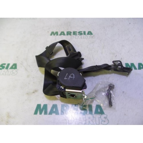 Peugeot - 308 - Rear seatbelt, left