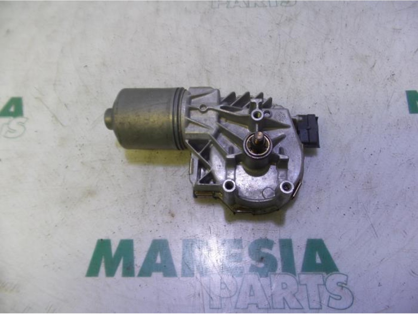 Peugeot - 308 - Front wiper motor