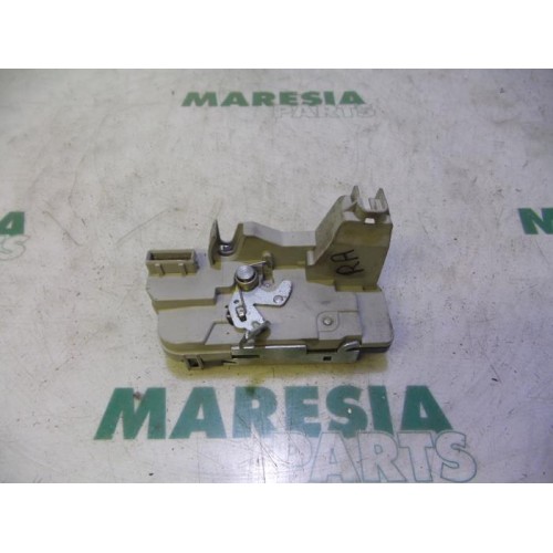 Peugeot - 307 - Rear door mechanism 4-door, right