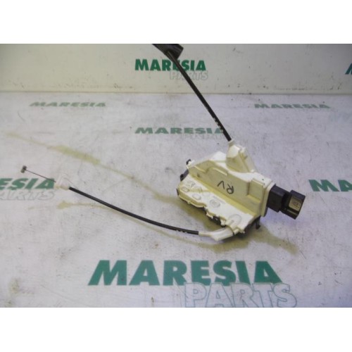 Peugeot - 308 - Front door lock mechanism 4-door, right