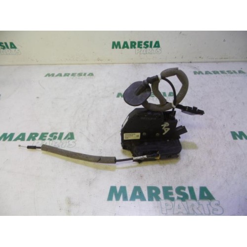 Renault - Clio - Rear door mechanism 4-door, right