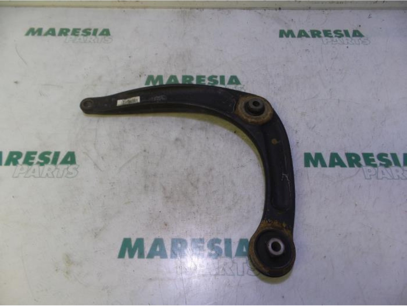 Peugeot - 308 - Front lower wishbone, left