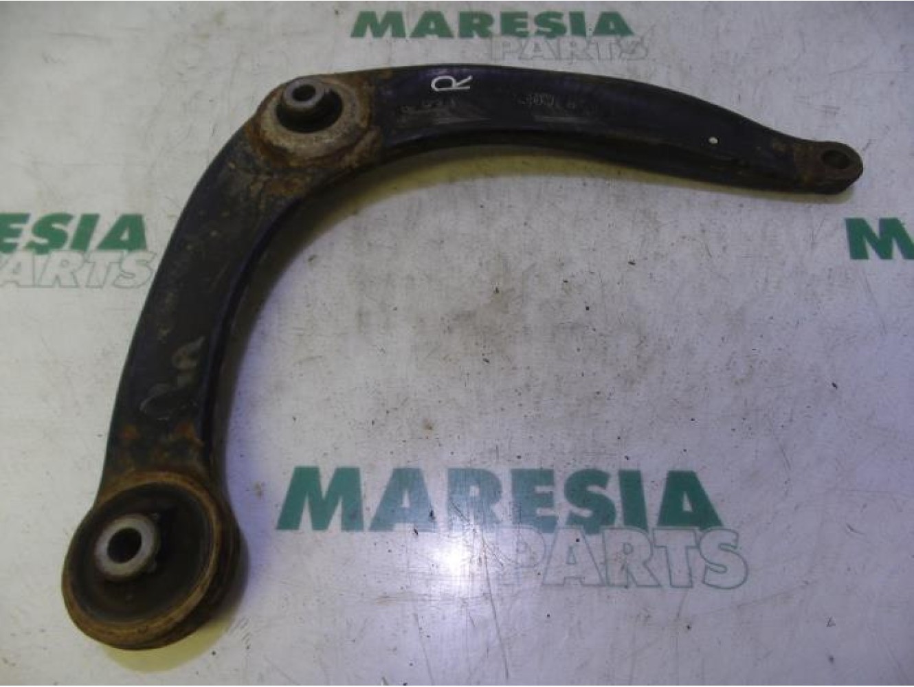 Citroen - Berlingo - Front lower wishbone, right