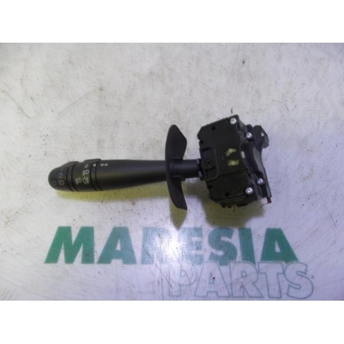 Renault - Megane Scenic - Indicator switch