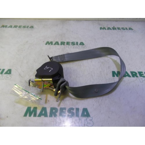 Renault - Twingo - Sicherheitsgurt links hinten