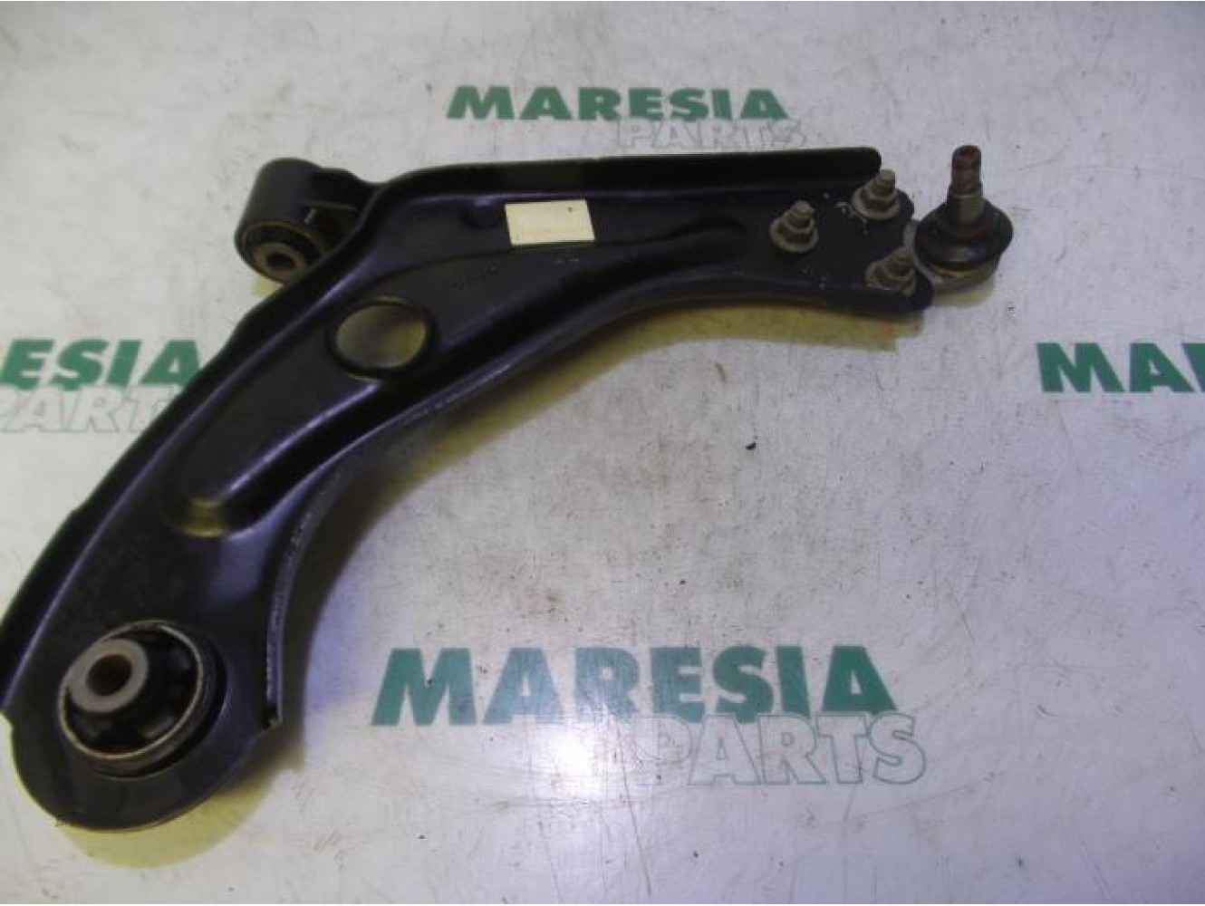 Peugeot - 308 - Front lower wishbone, right