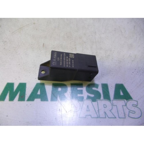 Peugeot - 308 - Glow plug relay