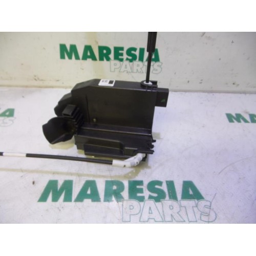 Peugeot - 308 - Front door lock mechanism 4-door, right
