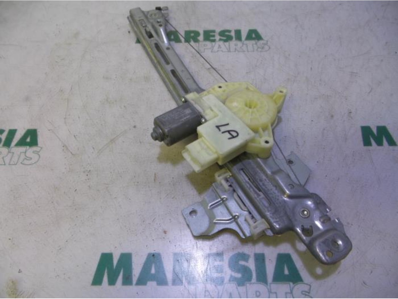 Peugeot - 308 - Fenstermechanik 4-türig links hinten