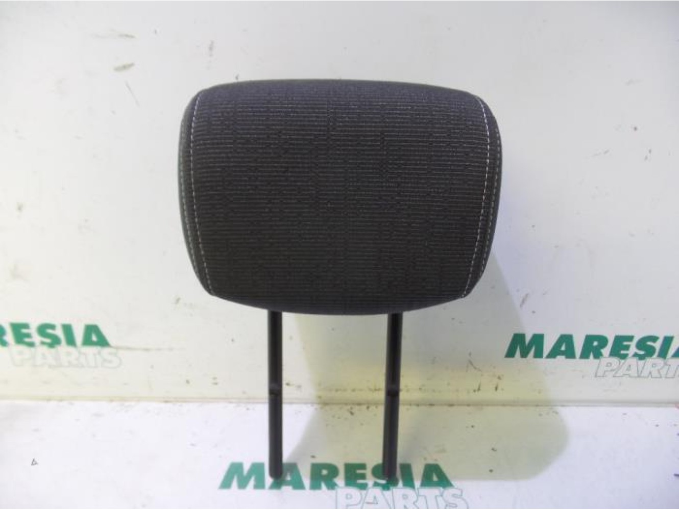 Renault - Laguna - Headrest