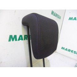 Renault - Clio - Headrest