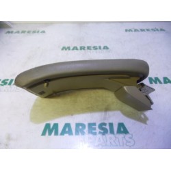 Renault - Megane - Armrest