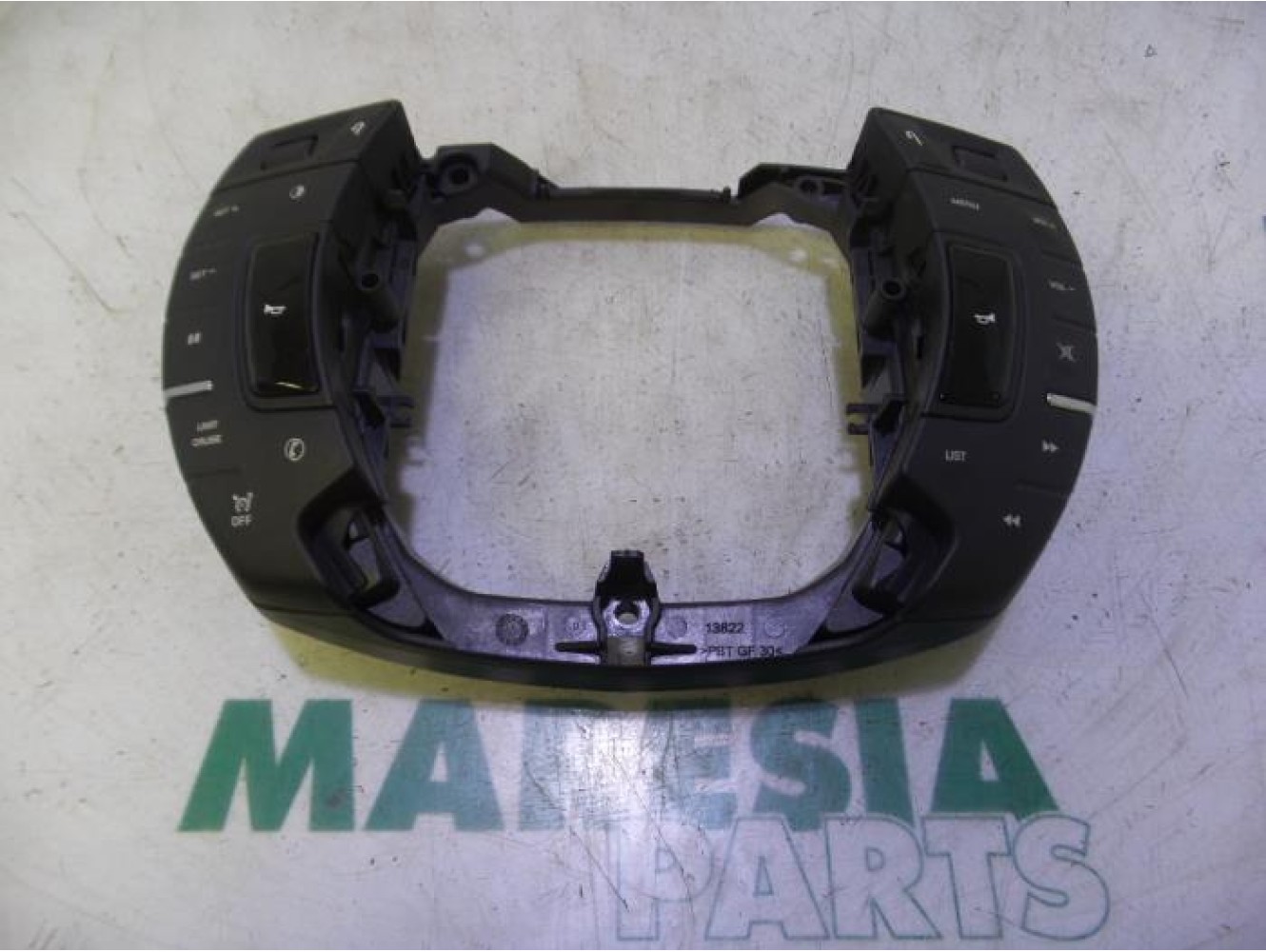 Citroen - C5 - Commande radio volant