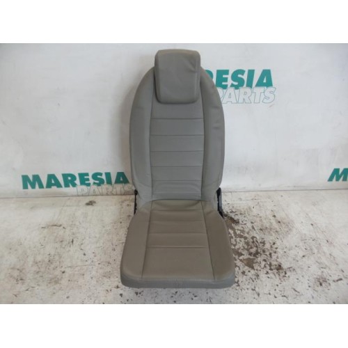 Renault - Grand Scenic - Stoel achter