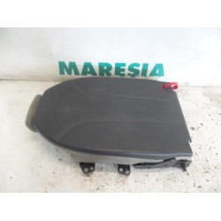 Renault - Grand Scenic - Rear seat