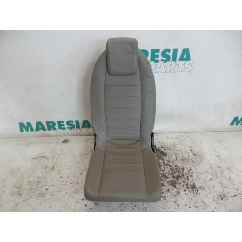 Renault - Grand Scenic - Stoel achter