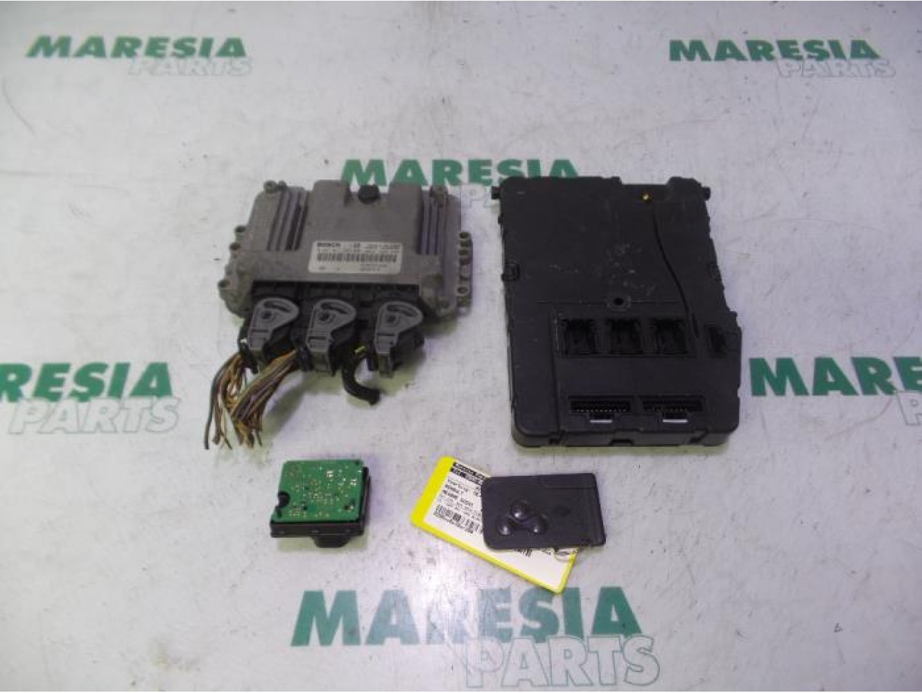 Renault - Grand Scenic - Engine management computer