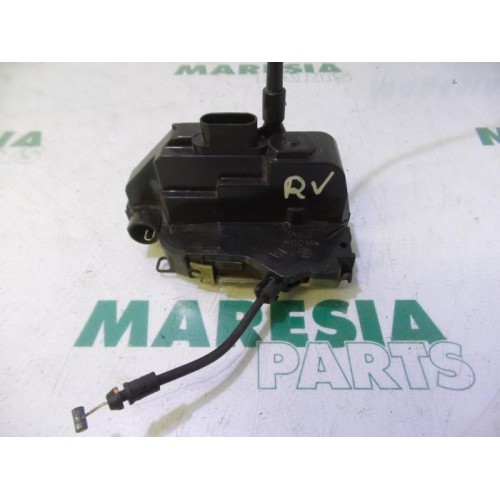 Renault - Grand Scenic - Front door lock mechanism 4-door, right