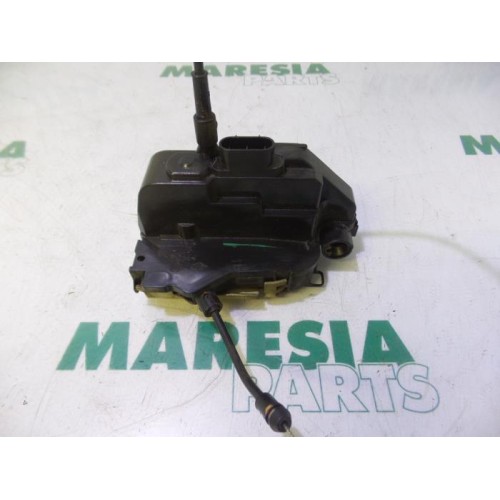 Renault - Grand Scenic - Door lock mechanism 4-door, front left
