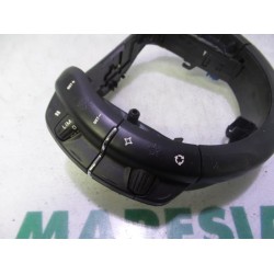 Citroen - C4 Picasso - Steering wheel mounted radio control