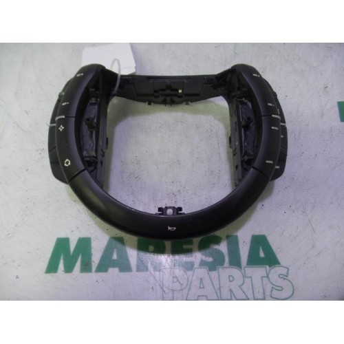Citroen - C4 Picasso - Cruise control switch