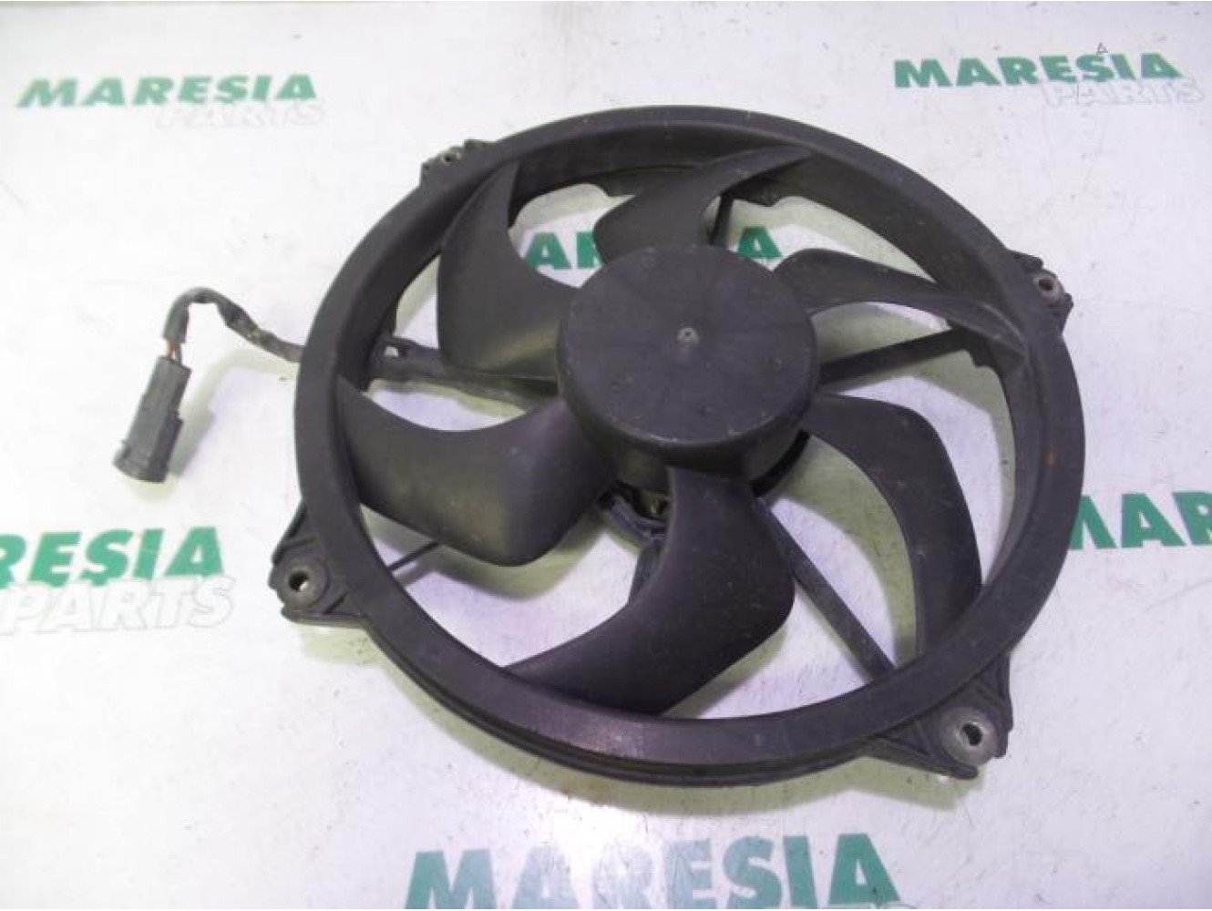 Citroen - C4 Picasso - Fan motor