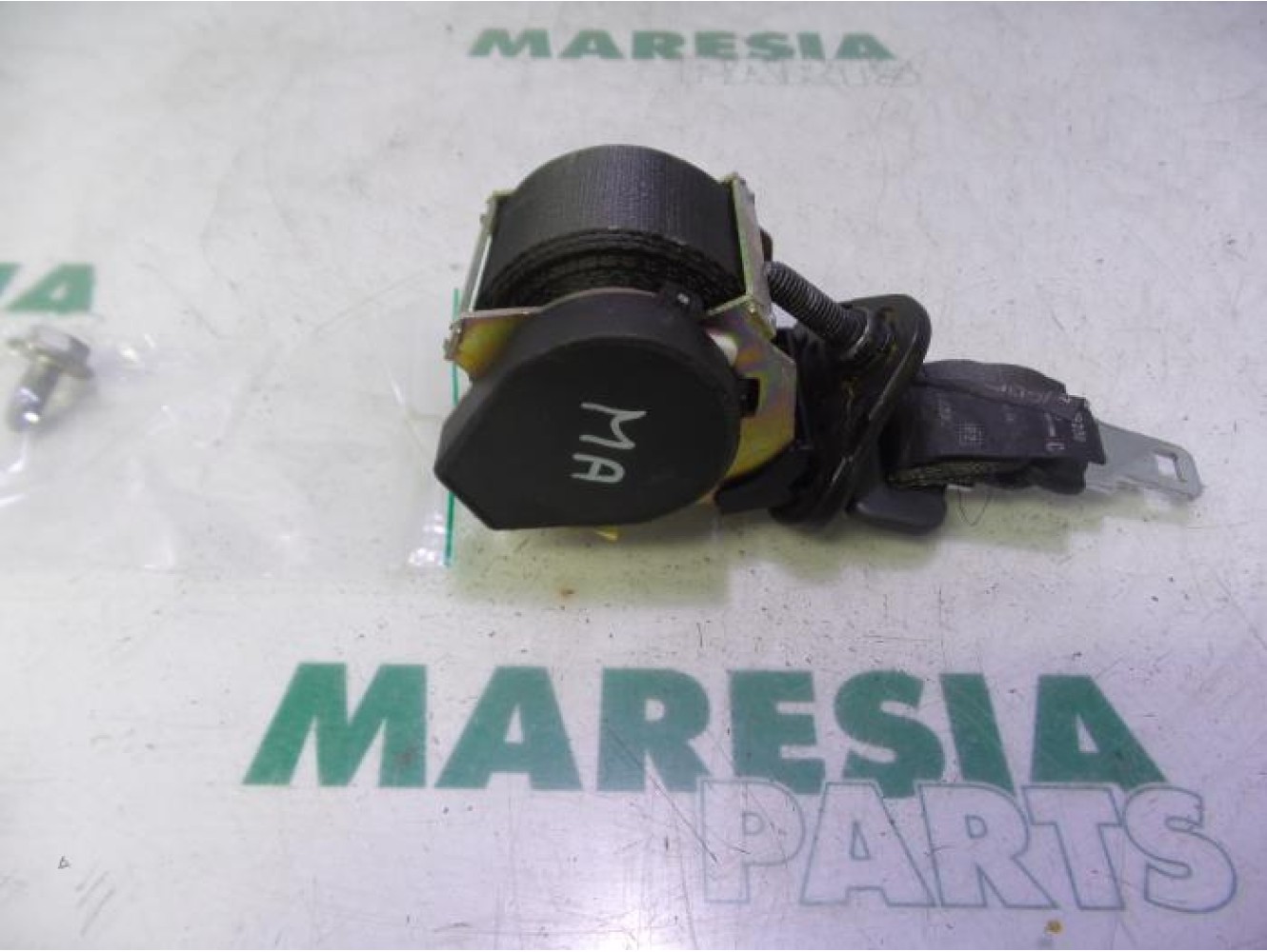Renault - Megane Scenic - Rear seatbelt, centre