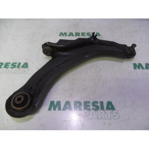 Renault - Megane Scenic - Front lower wishbone, right