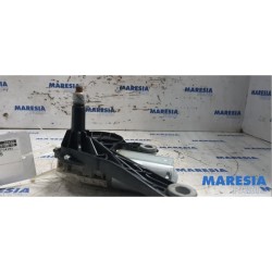 Peugeot - 307 - Scheibenwischermotor hinten