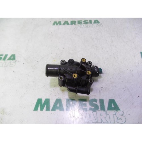 Peugeot - 206 - Thermostat housing