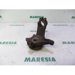 Peugeot - 206 - Fusee rechts-voor