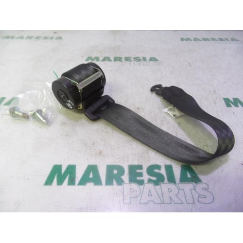 Fiat - Punto - Rear seatbelt, left