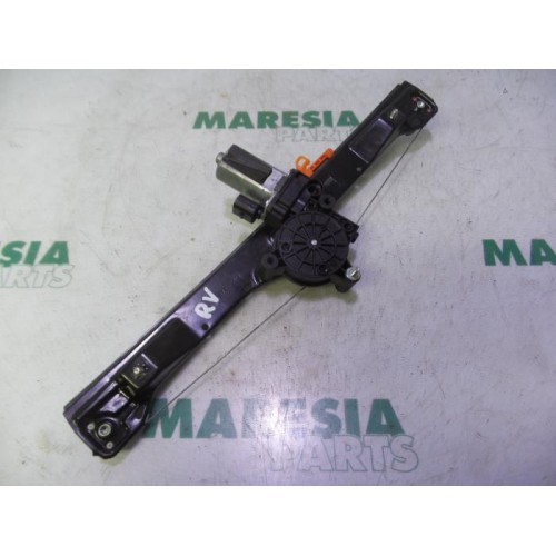 Fiat - Punto - Window mechanism 4-door, front right