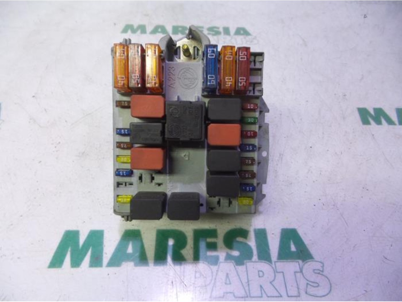 Alfa Romeo - 147 - Fuse box