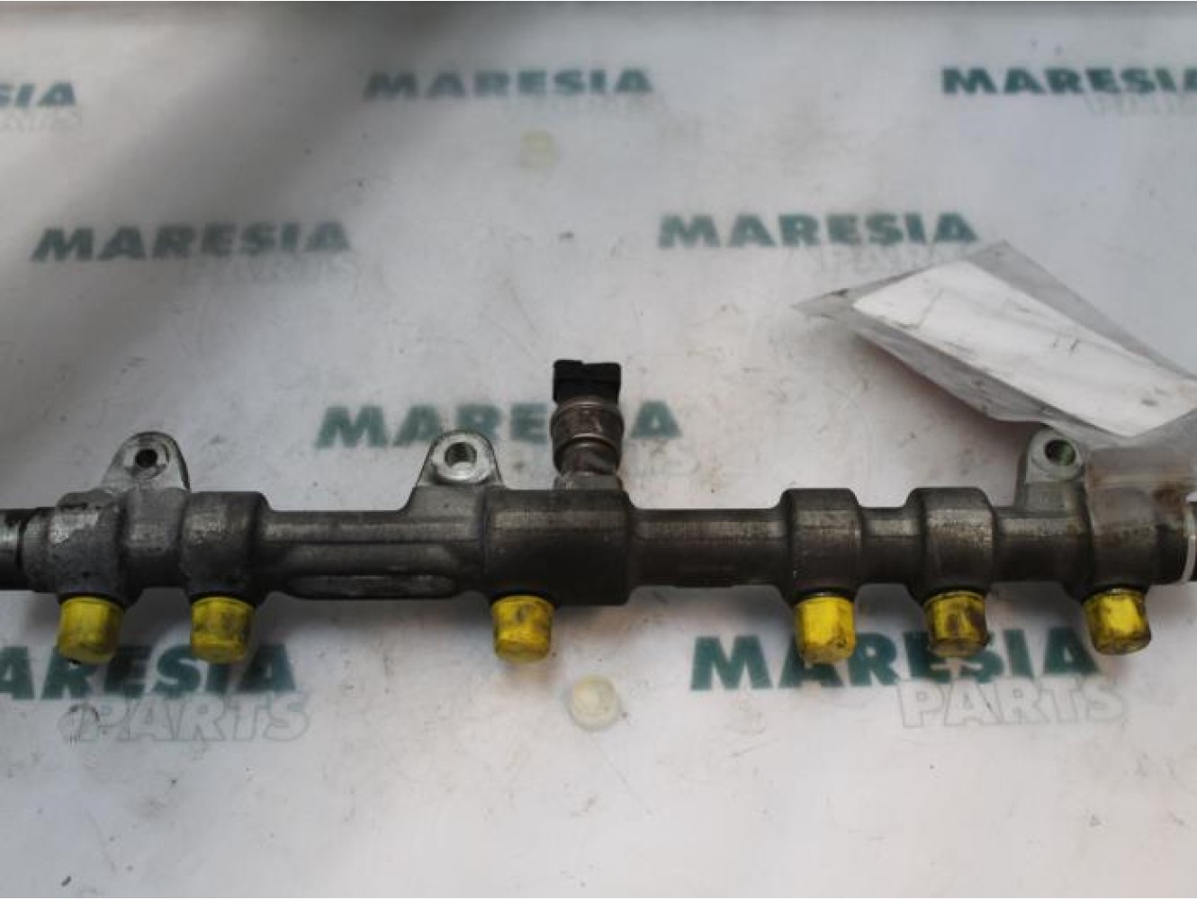 Alfa Romeo - 166 - Fuel injector nozzle