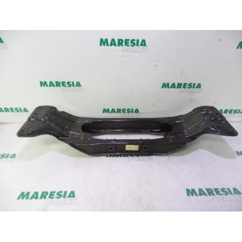 Alfa Romeo - 147 - Rear support beam