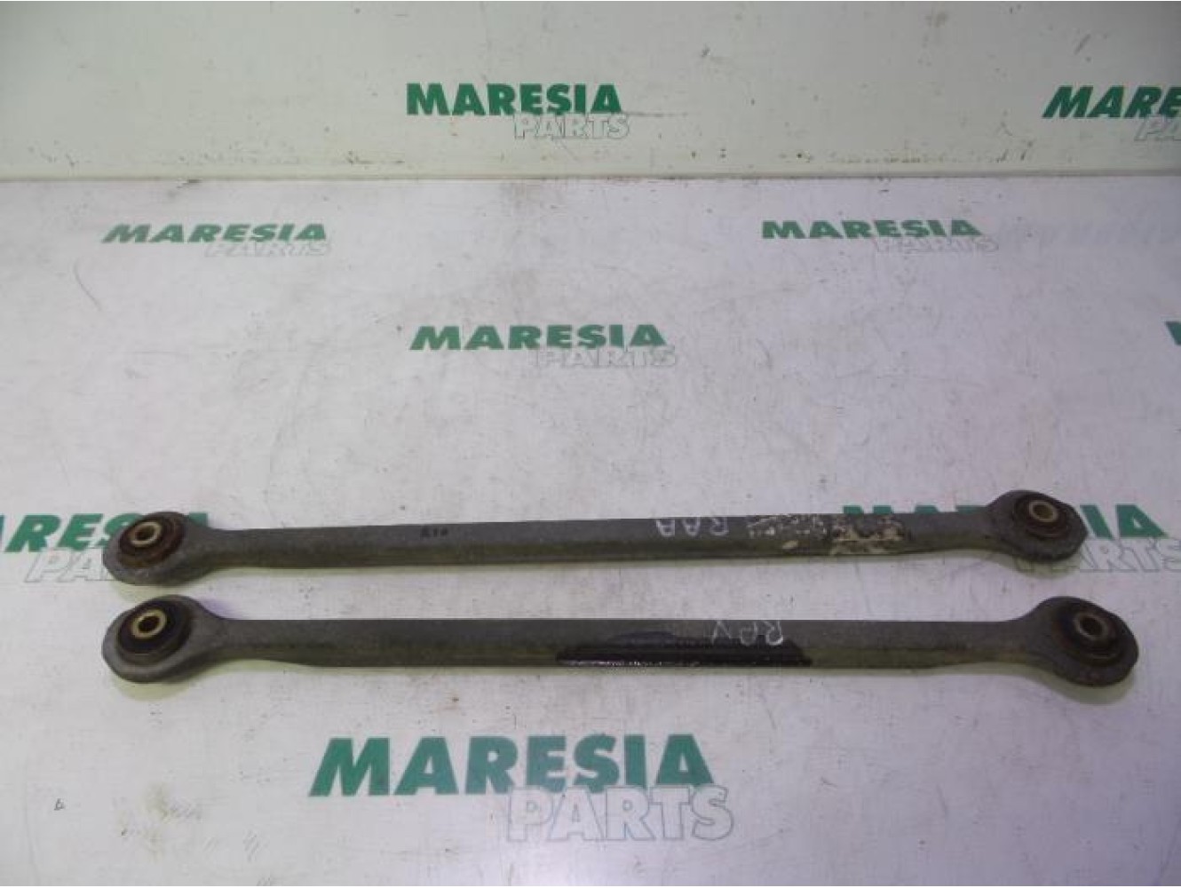 Alfa Romeo - 147 - Anti-roll bar guide