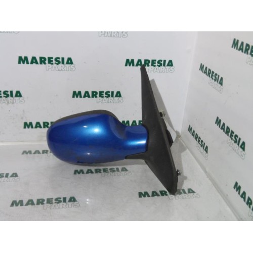 Renault - Clio - Wing mirror, right