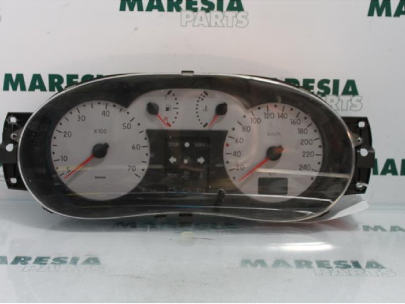 Renault - Clio - Instrument panel
